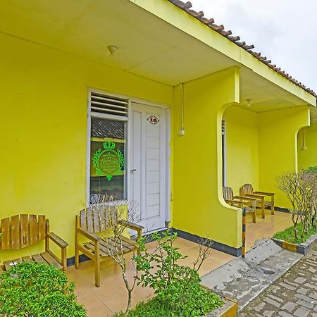 Spot On 91905 Hotel Cipto Arum Cilacap Exterior foto